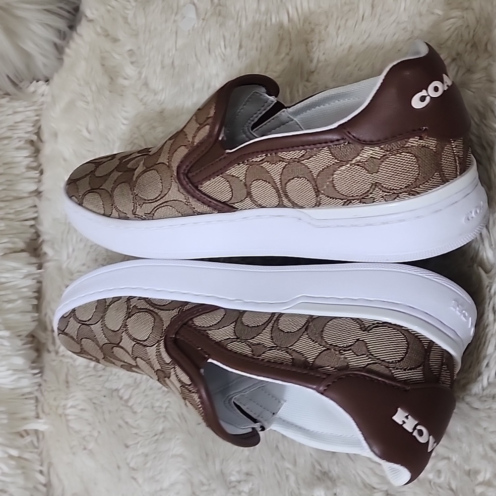 Coach 8B Size Brown Slip-On Athletic Shoes - Picture 7 of 10
